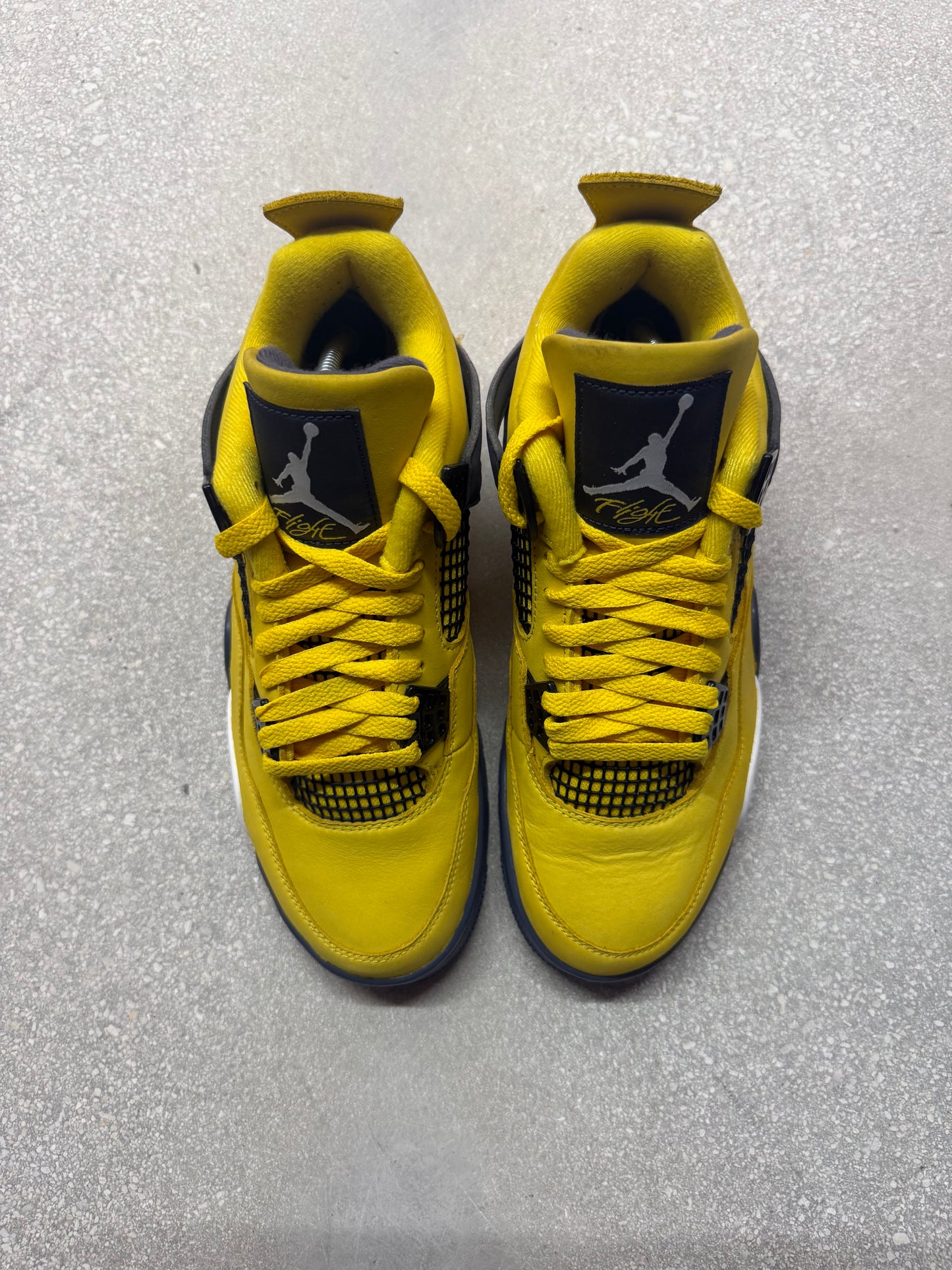 JORDAN 4 LIGHTNING