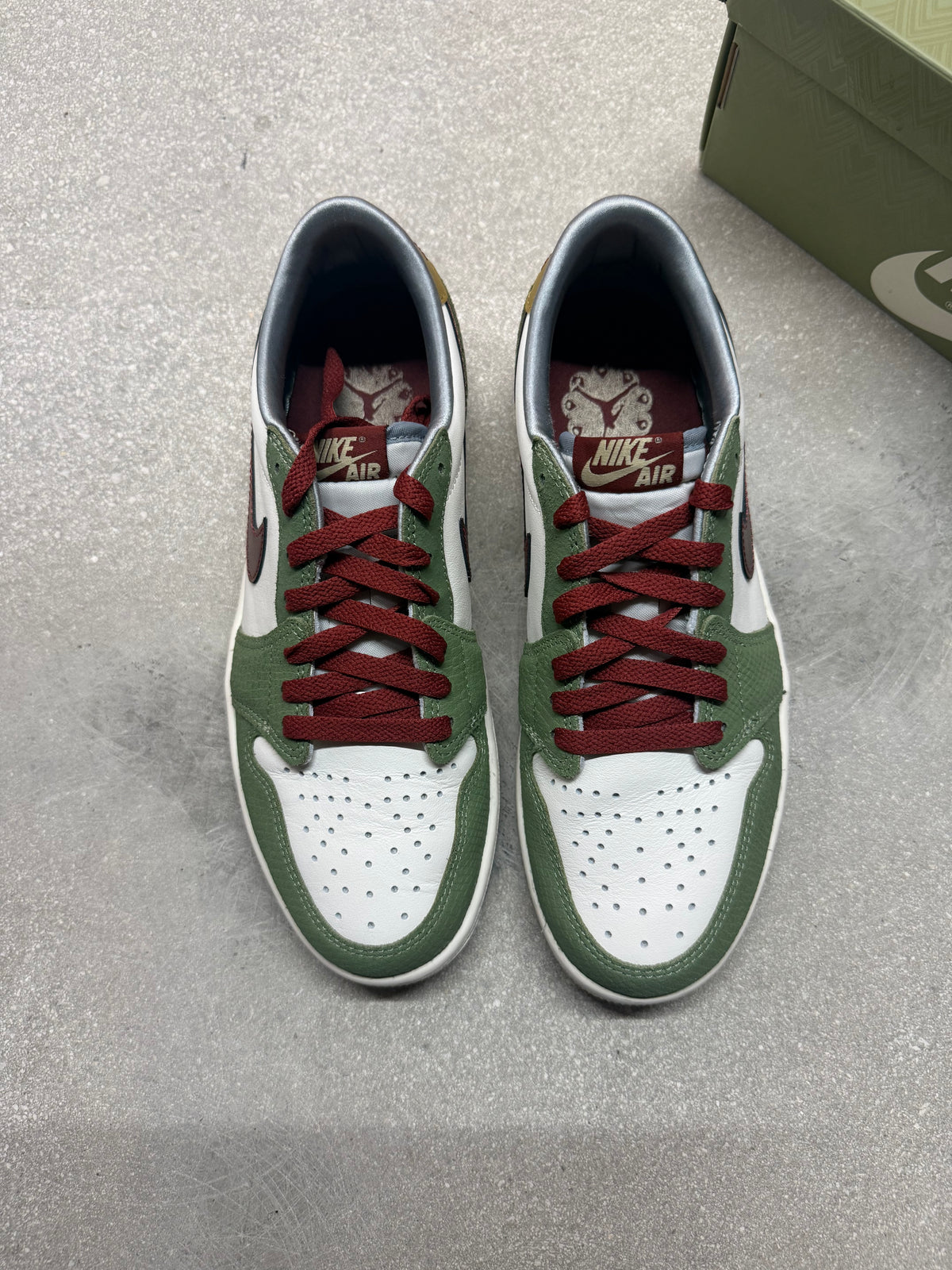 JORDAN 1 LOW OG YEAR OF THE DRAGON
