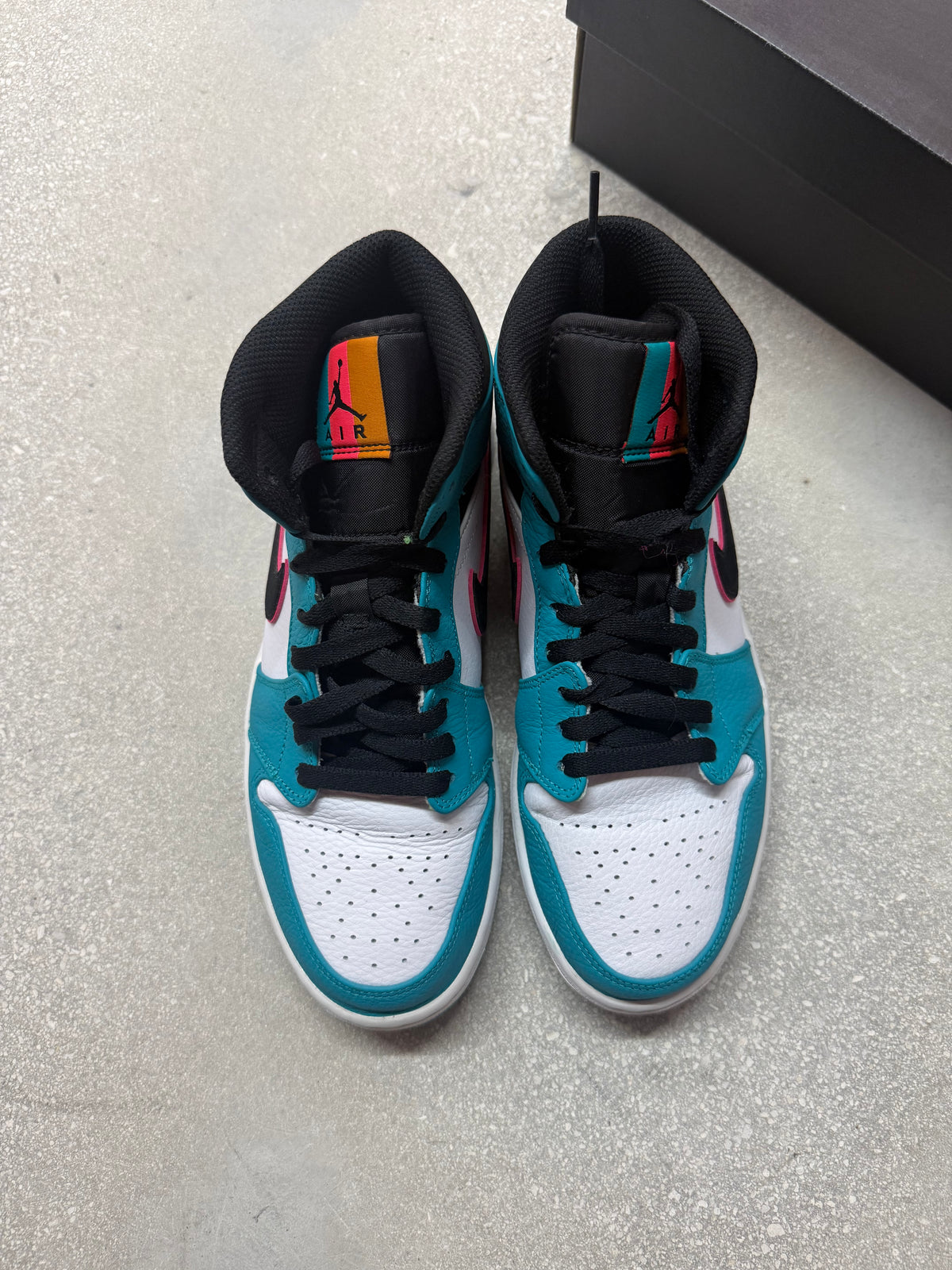 JORDAN 1 MID SOUTH BEACH