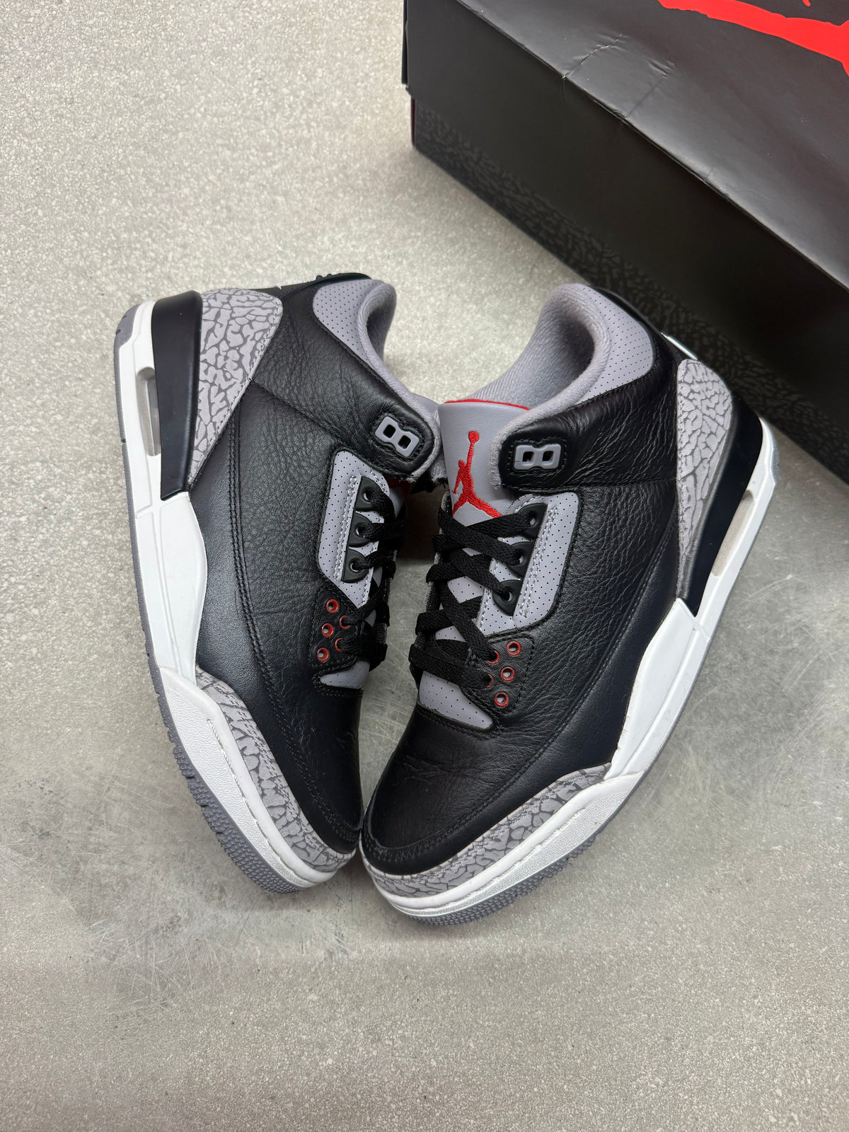 JORDAN 3 BLACK CEMENT (USED)