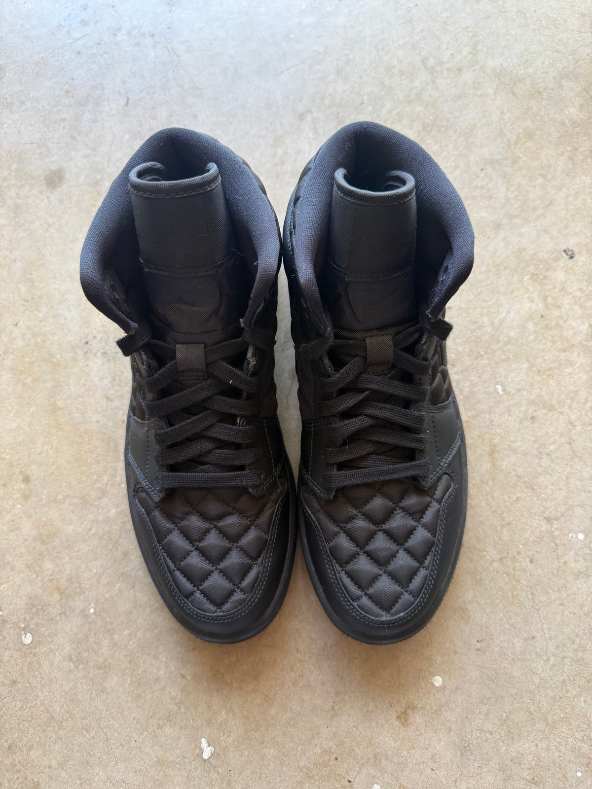 JORDAN 1 MID QUILTED BLACK (WMNS)