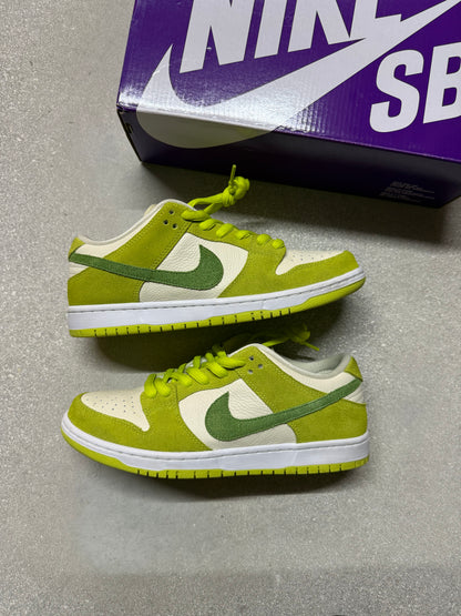 NIKE DUNK LOW SB GREEN APPLE